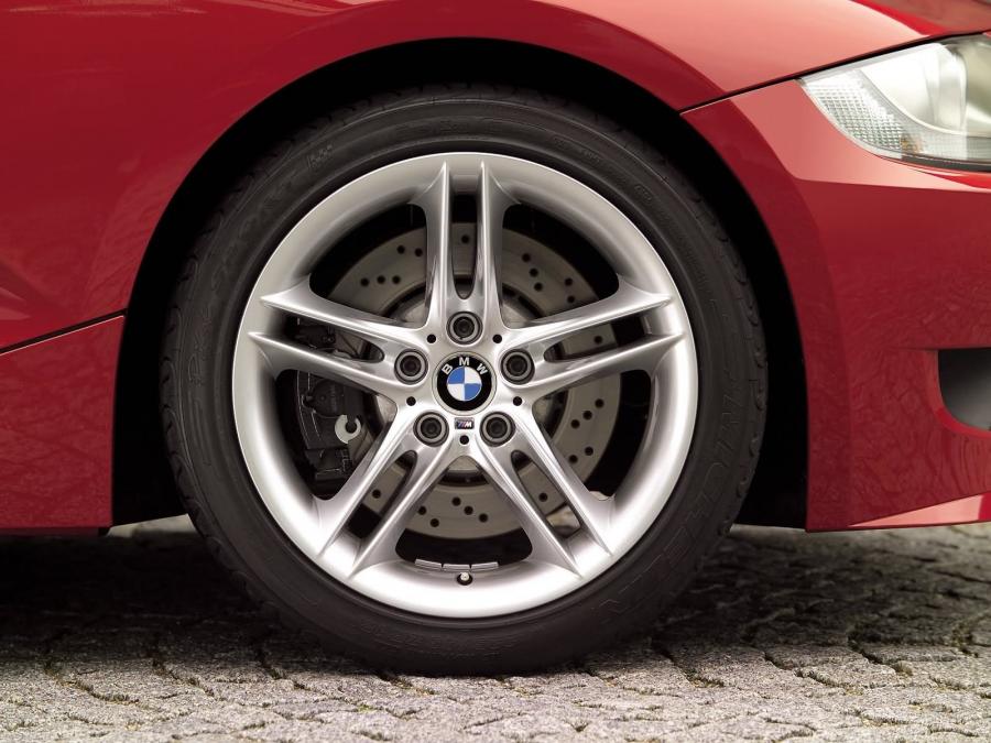  BMW Z4 M Roadster 2006 года  (фото 46 из 104)